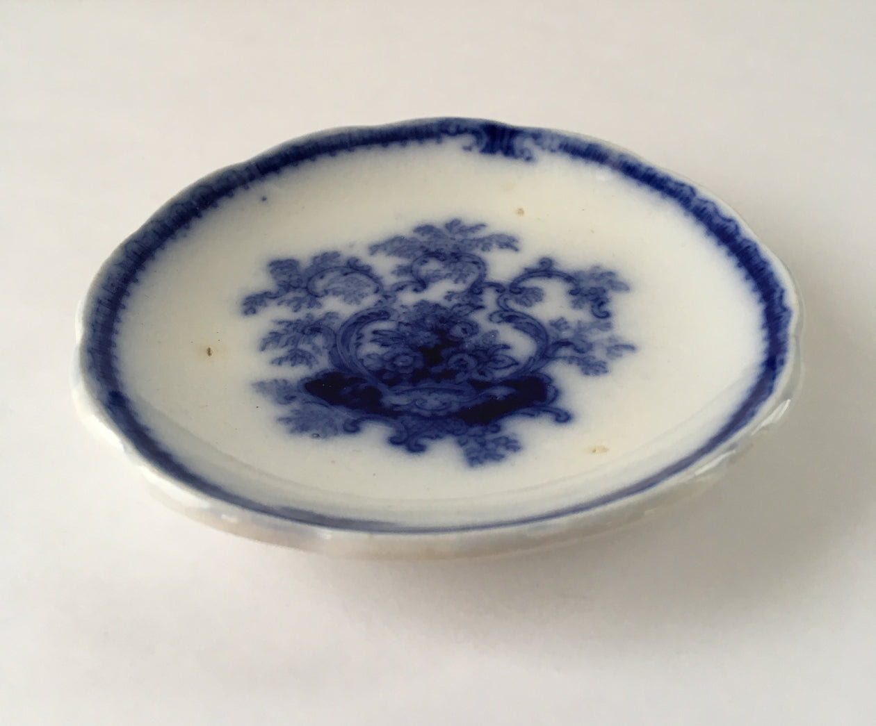 5 Flow Blue Cauldon Butter Pats 1800's close up angle image