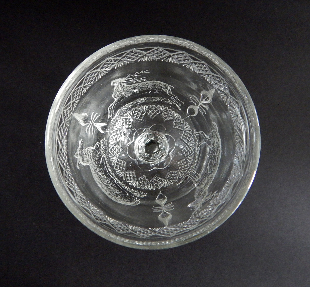 EAPG Elk and Doe pattern goblet top image
