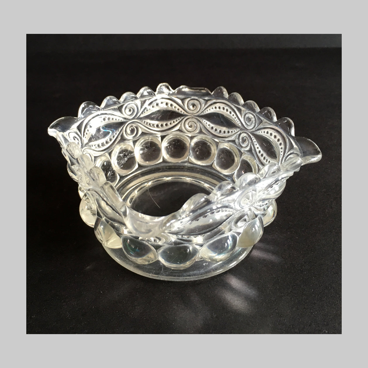EAPG Eye Winker pattern nappy dish main image