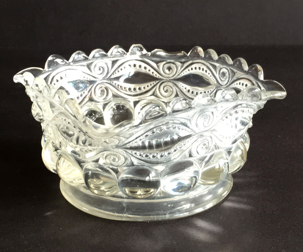 EAPG Eye Winker pattern nappy dish side view image