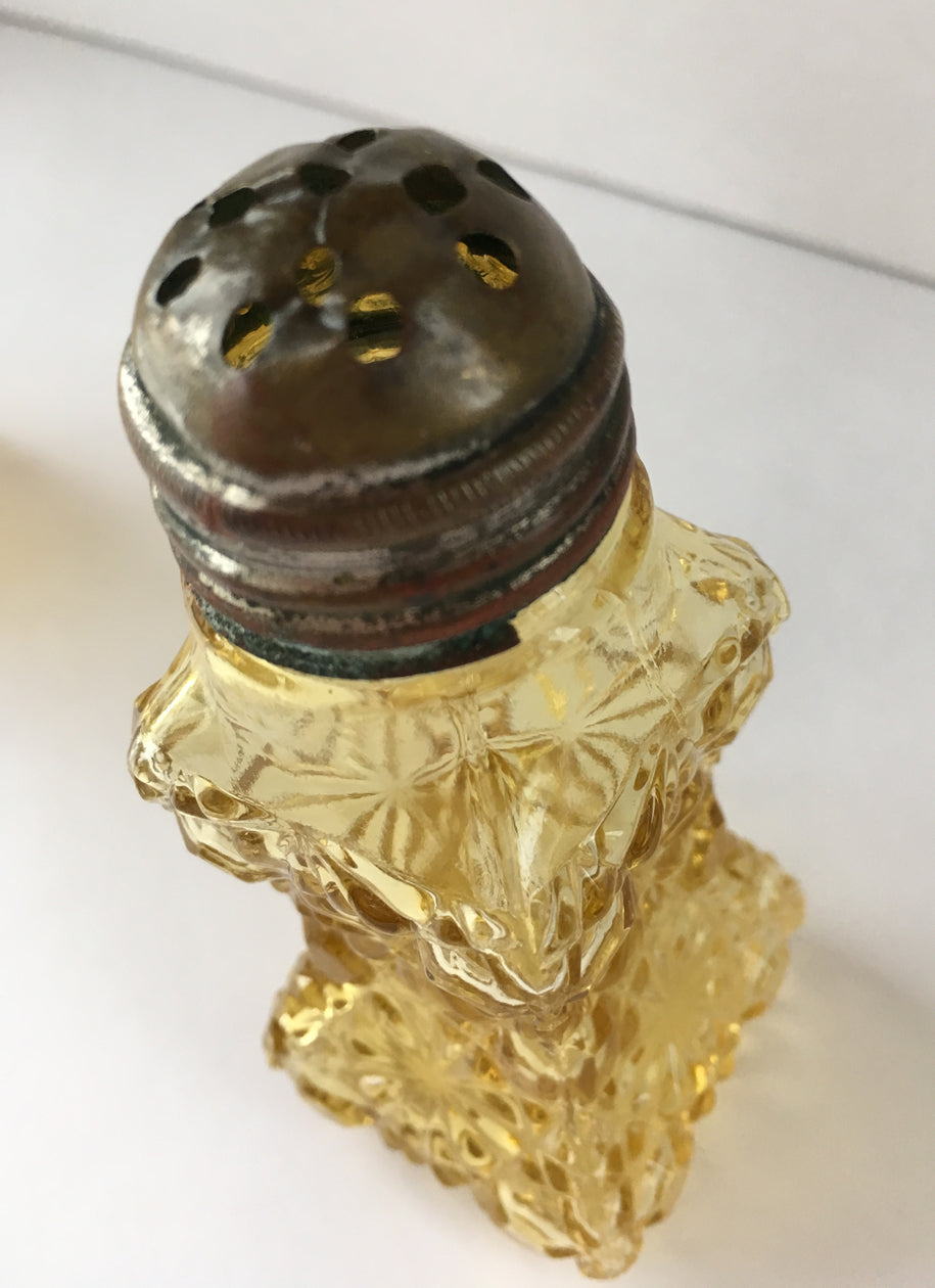 Daisy and Button Plain Pattern | EAPG Amber Glass Salt Shakers