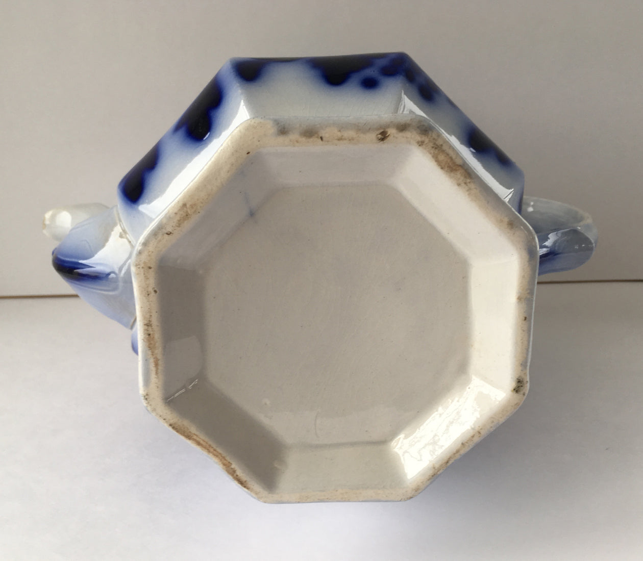 Flow Blue Teapot from Quebec bottom image