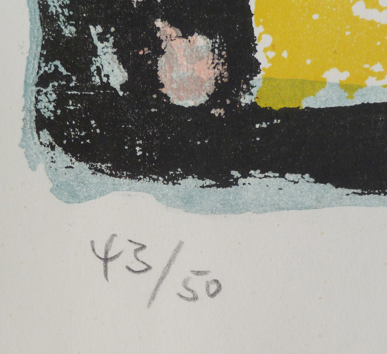 Close-up, edition number in pencil, of a Klaus Liebers circus lithograph.