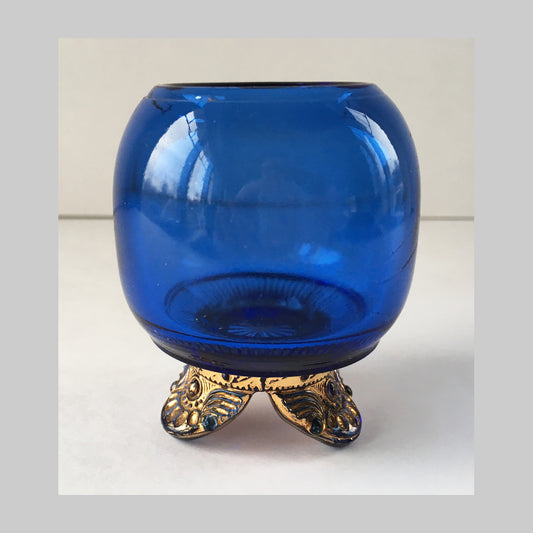 Antique pressed glass footed rose bowl in a cobalt blue colour, Colorado pattern. 