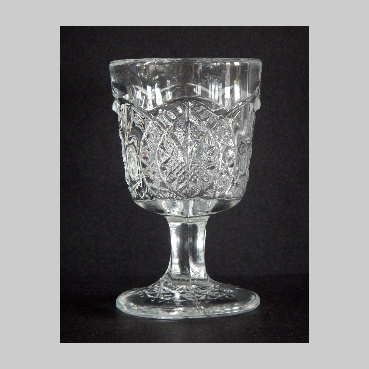 EAPG Arrowhead In Oval pattern wine glass main image