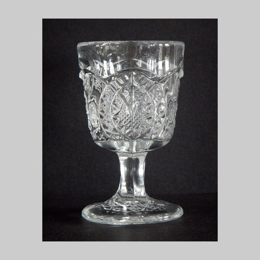 EAPG Arrowhead In Oval pattern wine glass main image